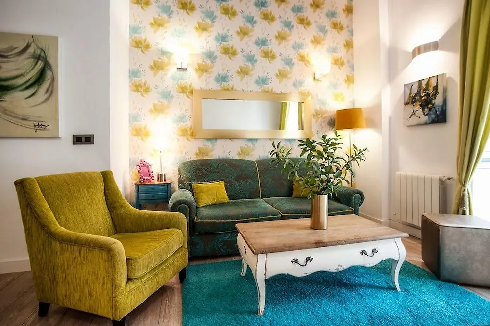 Singular Siete Revueltas Apartment Seville